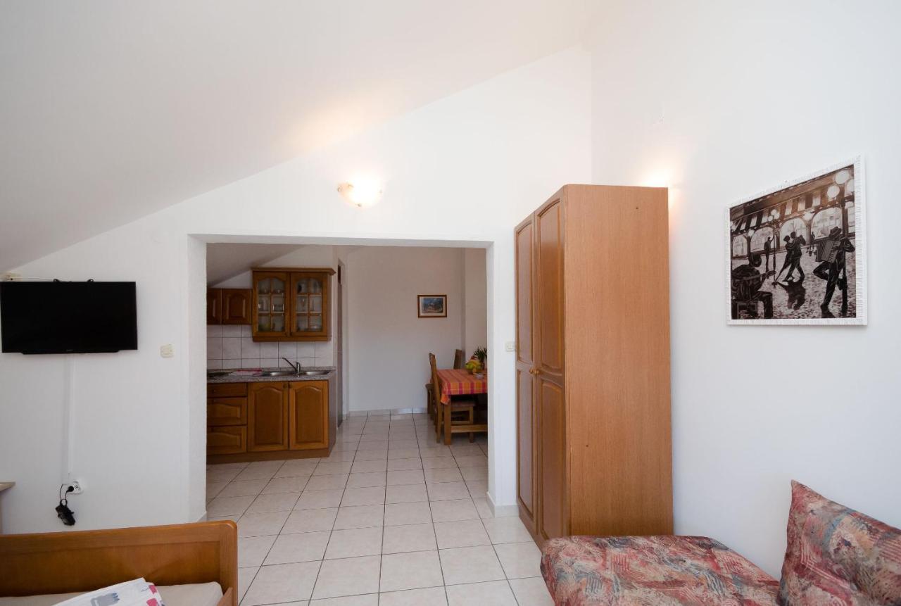 Drago Apartment